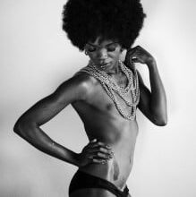 Zanele Muholi – VUKANI/RISE Exhibition At The Open Eye Gallery