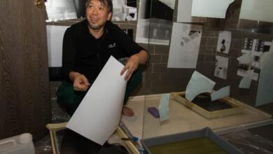 World Famous Photographer Turns Titanic Hotel Room Into A Camera 35 World Famous Photographer Turns Titanic Hotel Room Into A Camera 1