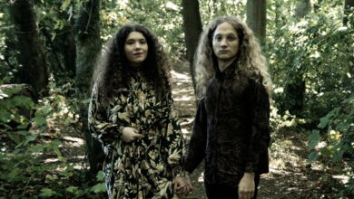 Loris and the Lion release stunning new single 'Waxwing' 16 Loris and the Lion release stunning new single 'Waxwing' 2