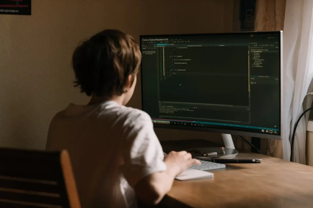 Teens and Cybersecurity: A Guide to the Digital World 3 Teenagers and cybersecurity