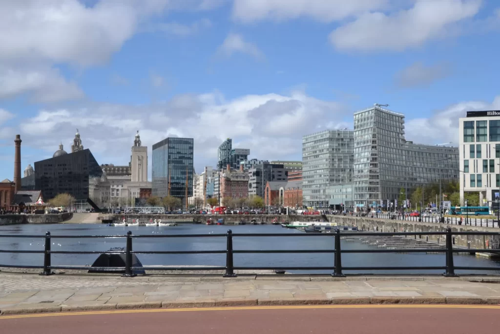 Fun Things To Do In Liverpool - Liverpool Watersports Centre