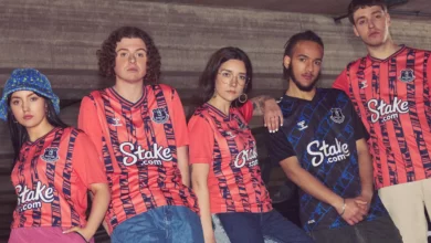 Everton Fans From Local Music Scene Help Launch Club's New Away Kit 32 Everton Fans From Local Music Scene Help Launch Club's New Away Kit