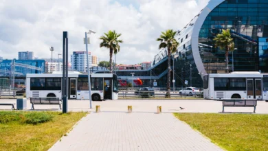 How Shuttle Rental Enhances The Experience of City Tours