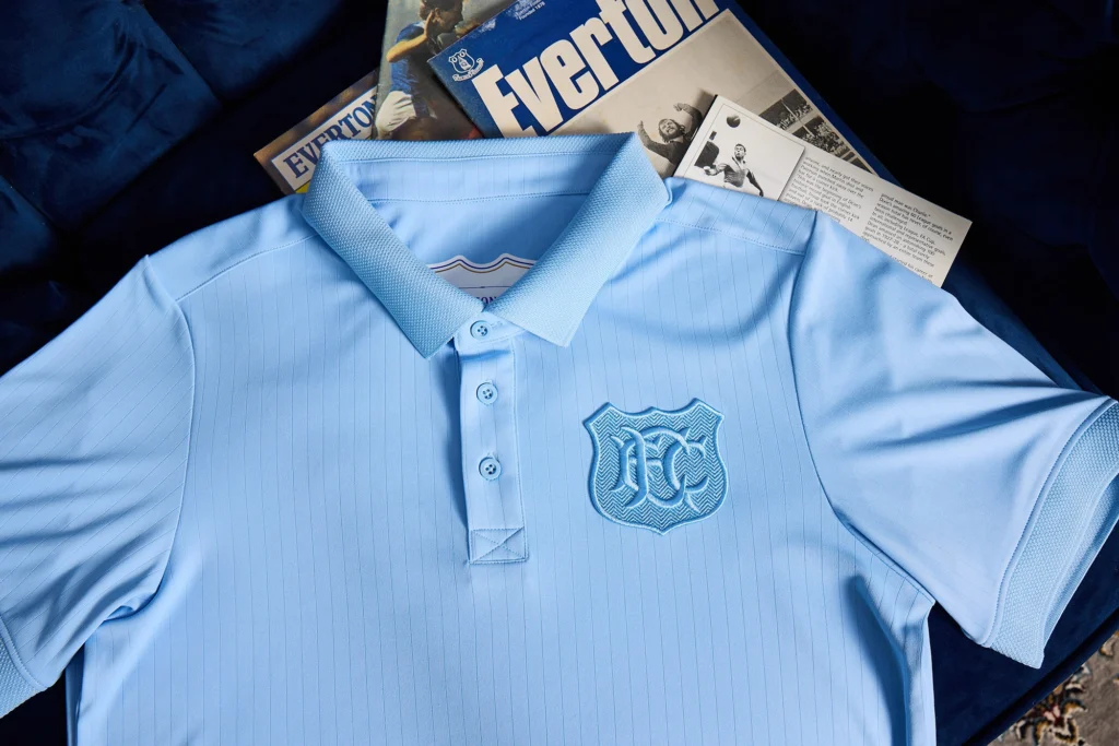 Fanatics Launch Everton 1982 Heritage Top To Commemorate Goodison Park Era 2 1892 Heritage Edition Everton Fan Top - Close up