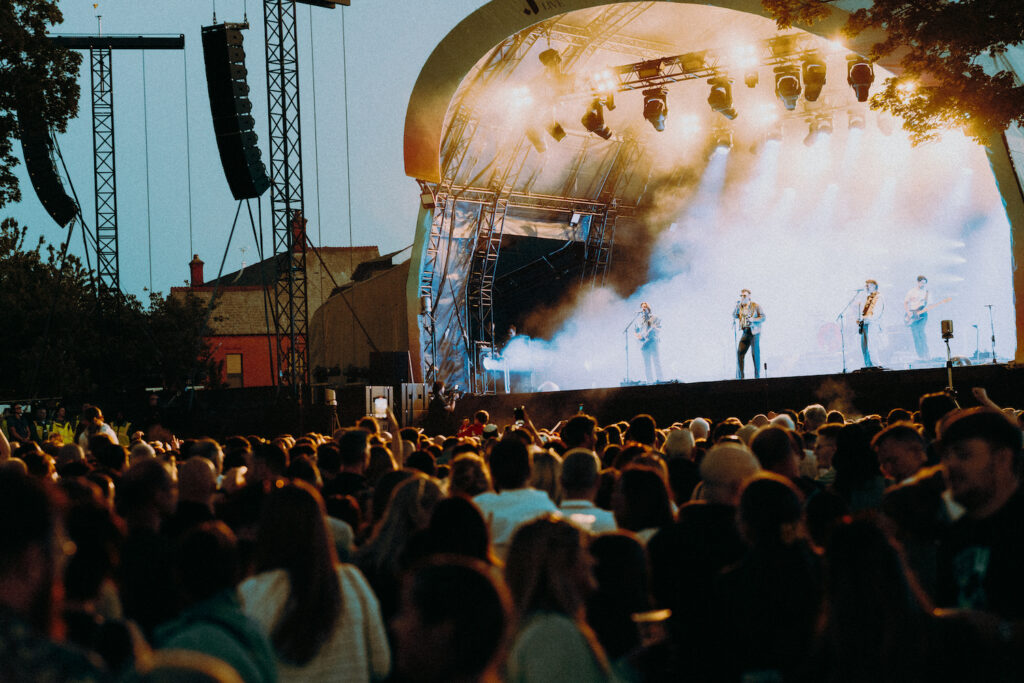 Live Review: Red Rum Club At Aintree Racecourse 4 Red Rum Club Aintree Races - Luke Blake