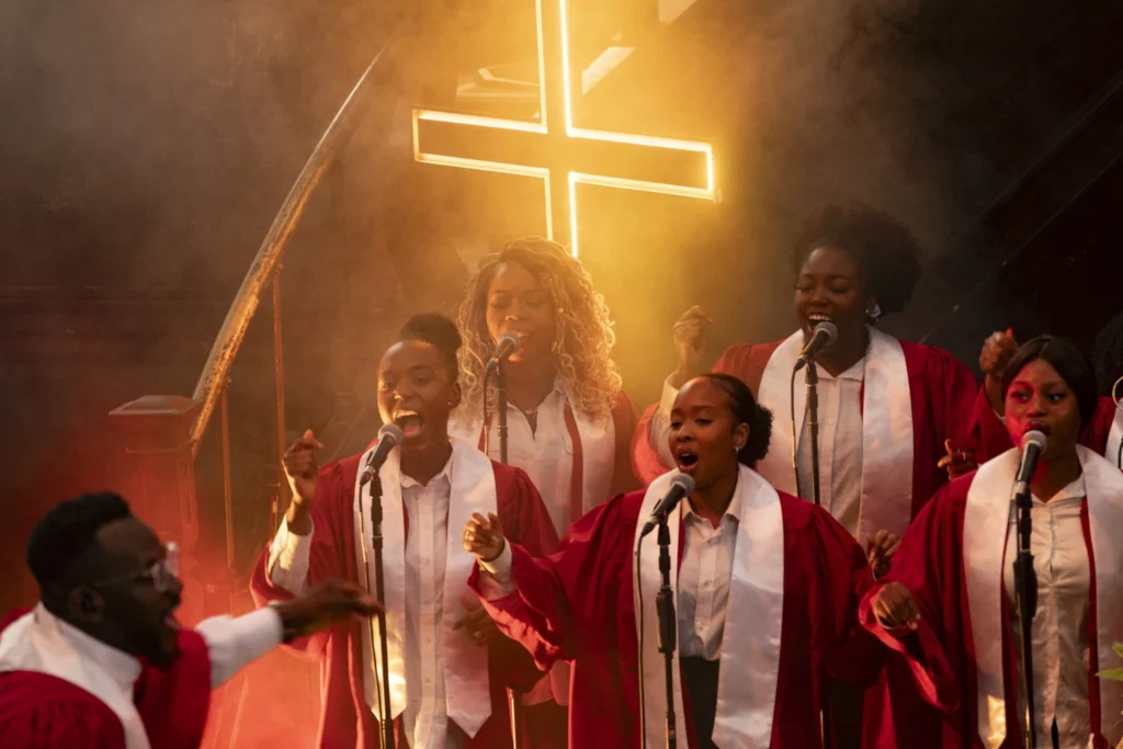 Review: Romeo + Juliet, Backyard Cinema, St George’s Hall, Liverpool 2 Romeo + Juliet, Backyard Cinema, St George’s Hall, Liverpool - Credit Backyard Cinema