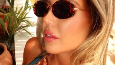 Samantha Kenny and Say It With