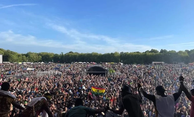 Africa Oyé Returns For 2026: Early Bird Tickets On Sale Now 1 Africa Oyé 2026 - Ghanian group Santrofi at the end of their set at Oyé 2022 in Sefton Park (Photo- Santrofi)