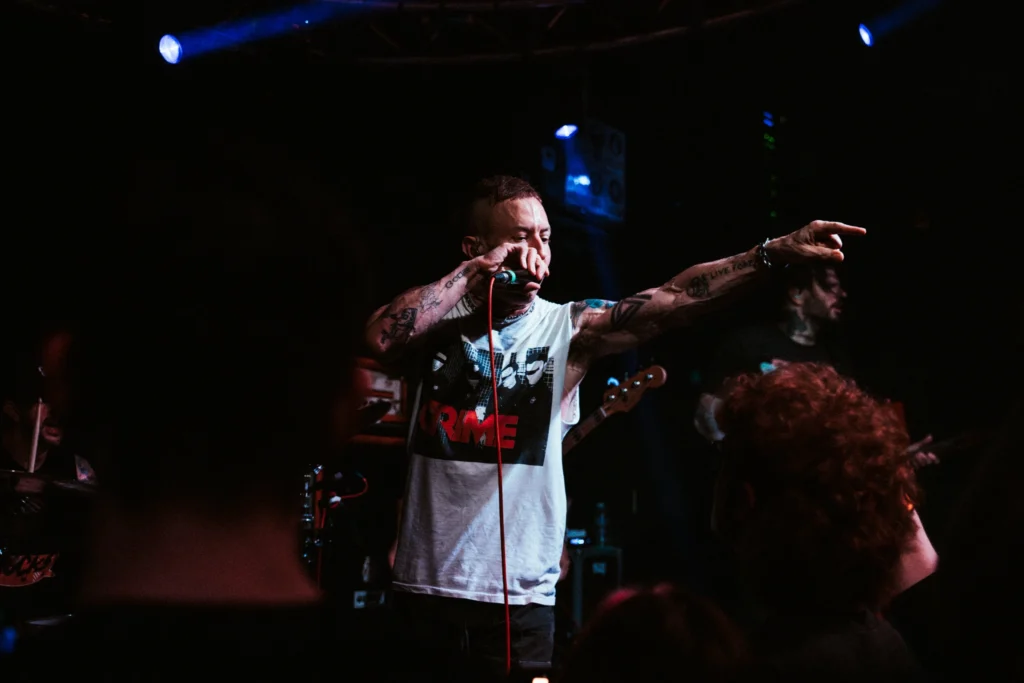 Live Review: Better Lovers at The Arts Club Loft 2 Better Lovers. Credit @eyes_widephotography