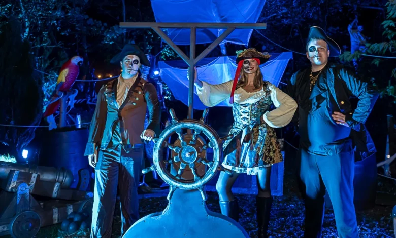 Halloweenville Returns with a Pirate-Themed Lakeside Adventure at Partridge Lakes 1 Halloweenville Returns with a Pirate-Themed Lakeside Adventure