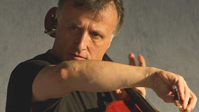 The Tung Auditorium 1 Raphael Wallfisch plays Elgar