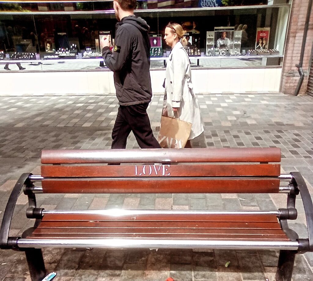 On The Lookout For LOVE In Liverpool Credit Andrew Dickinson 1