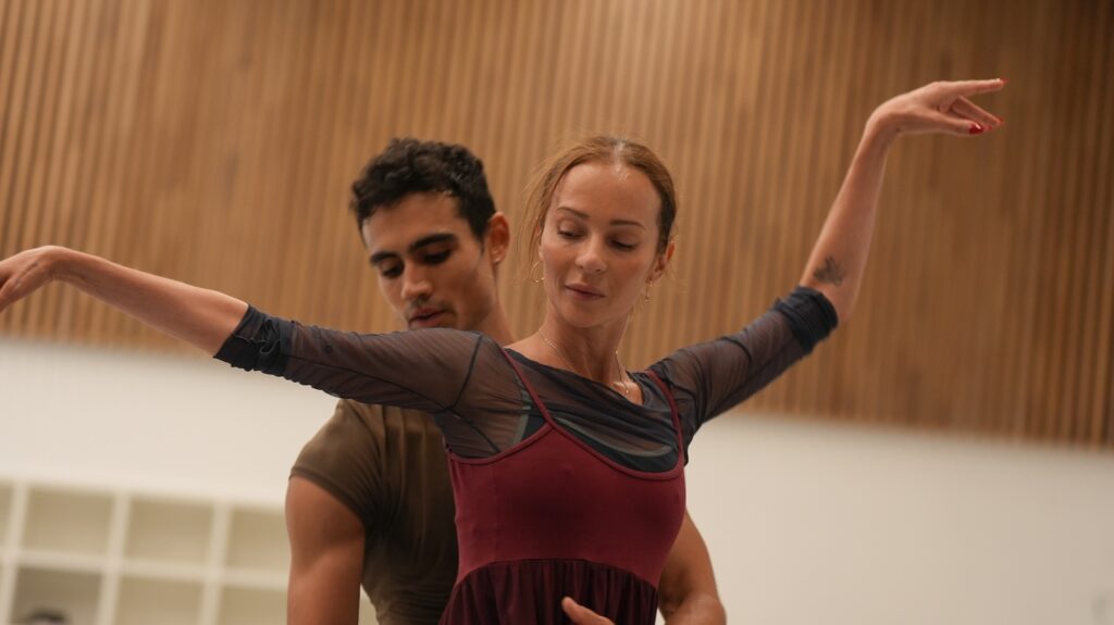 English National Ballet Katja Khaniukova as Juliet and Daniel McCormick as Romeo and Juliet Credit Isabella Turolla